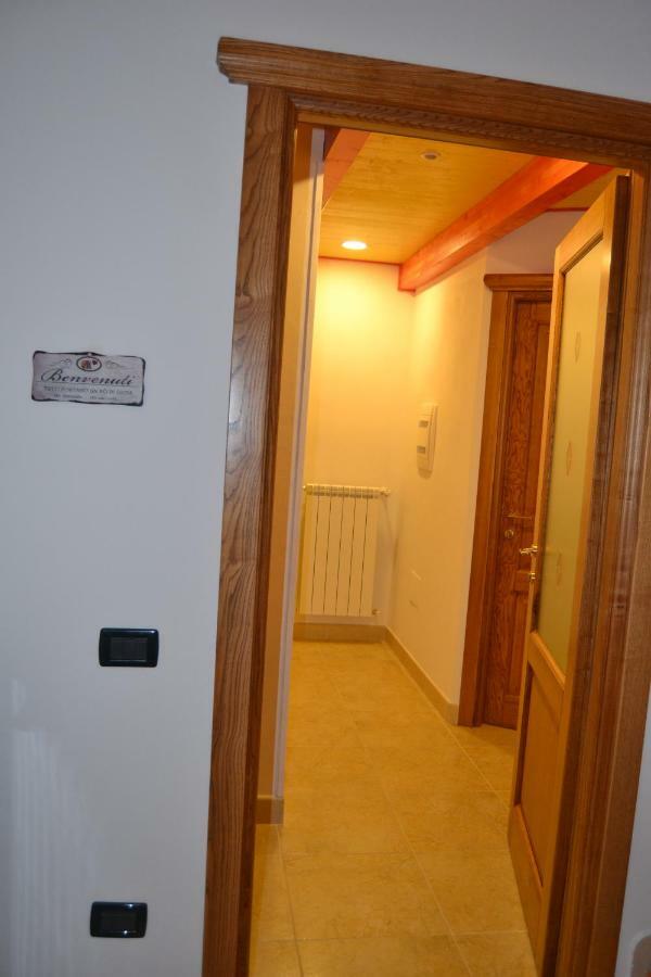 פוני B&B Gennargentu מראה חיצוני תמונה